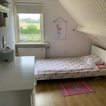 Vrijstaand Huis 10 Min Het Holiday home