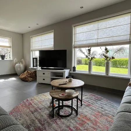 Vrijstaand Huis 10 Min Het Holiday home *